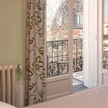 Baudin Hotel 2*