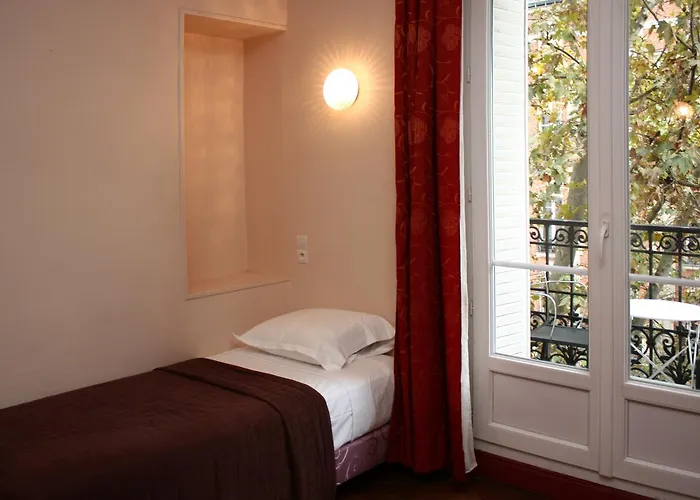 Otel Baudin