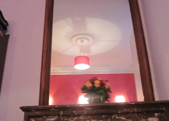 Otel Baudin 2*
