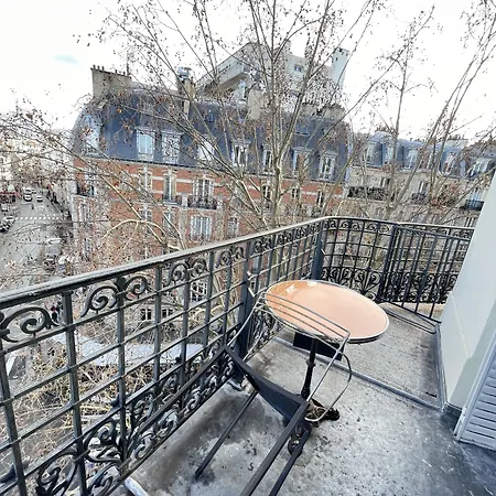 Hotel Baudin 2*