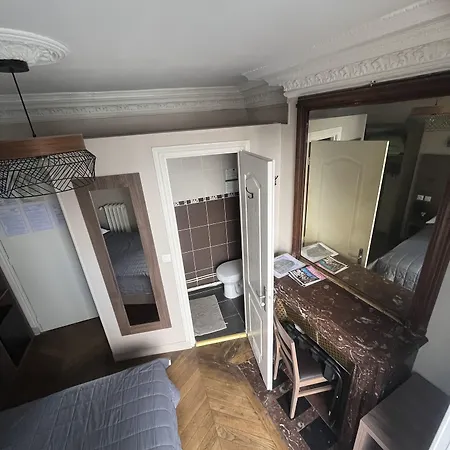 Baudin Hotel 2*