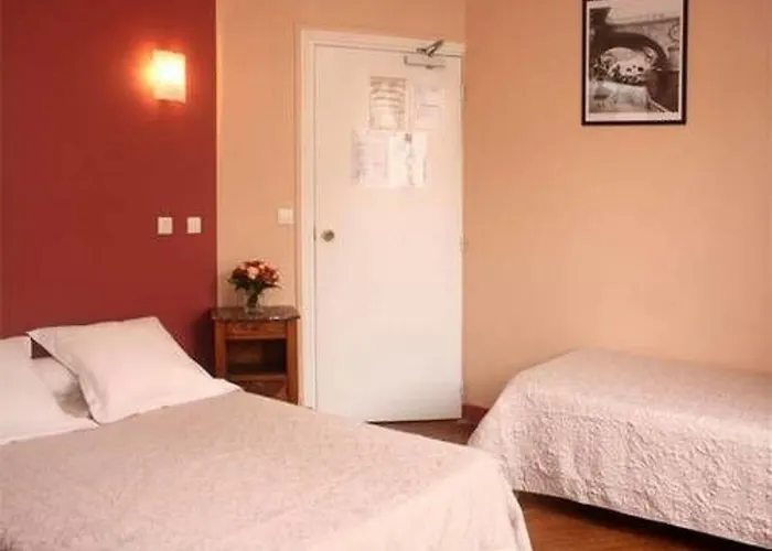 Hotel Baudin 2*